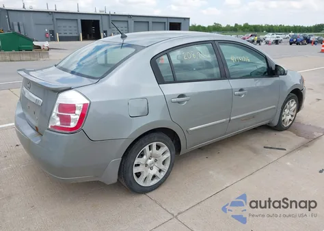 2011 Nissan Sentra 2.0S z USA, uszkodzony, nr VIN 3N1AB6AP8BL699903